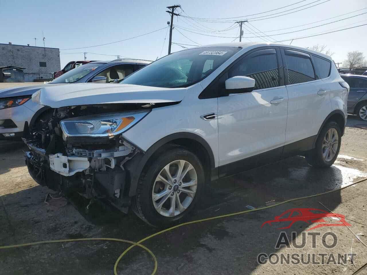 FORD ESCAPE 2017 - 1FMCU9G93HUD25588