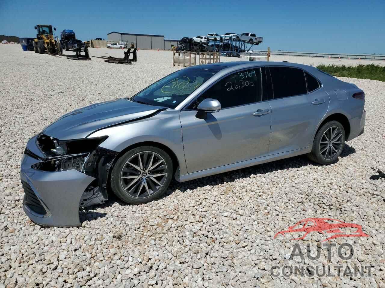 TOYOTA CAMRY 2022 - 4T1F11AKXNU017333