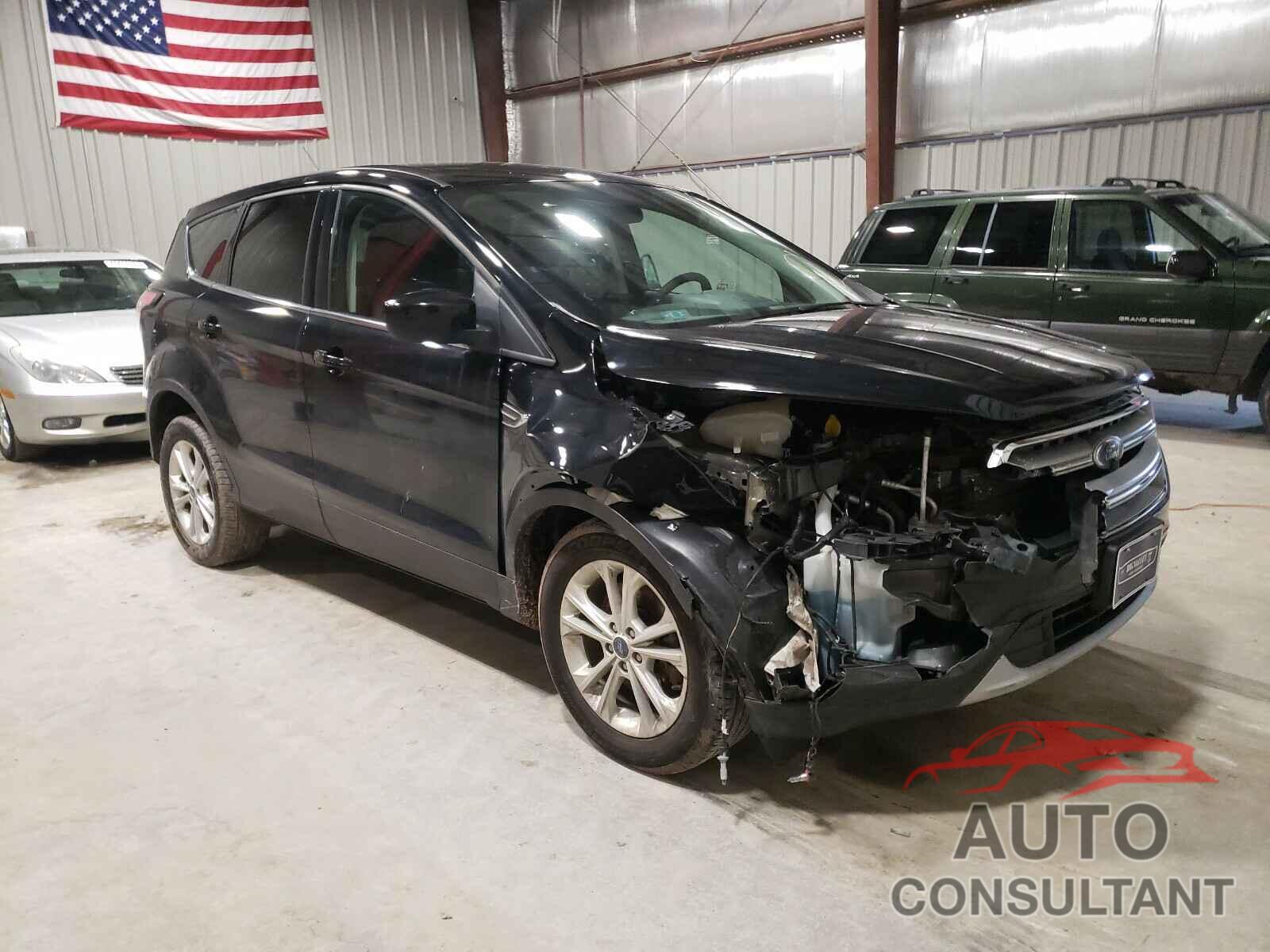 FORD ESCAPE 2017 - 1FMCU9GD7HUC20749