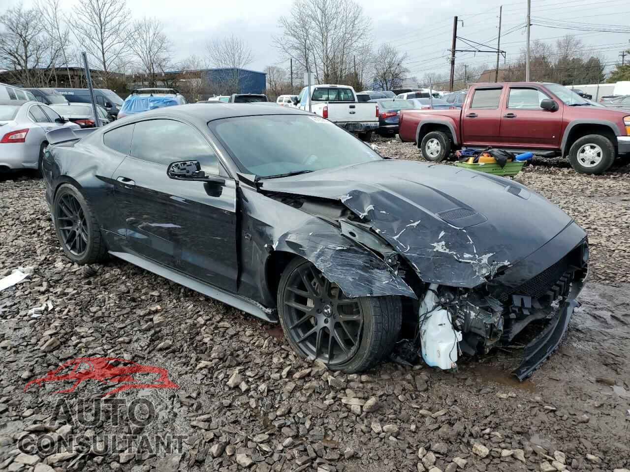 FORD MUSTANG 2019 - 1FA6P8CF2K5166004