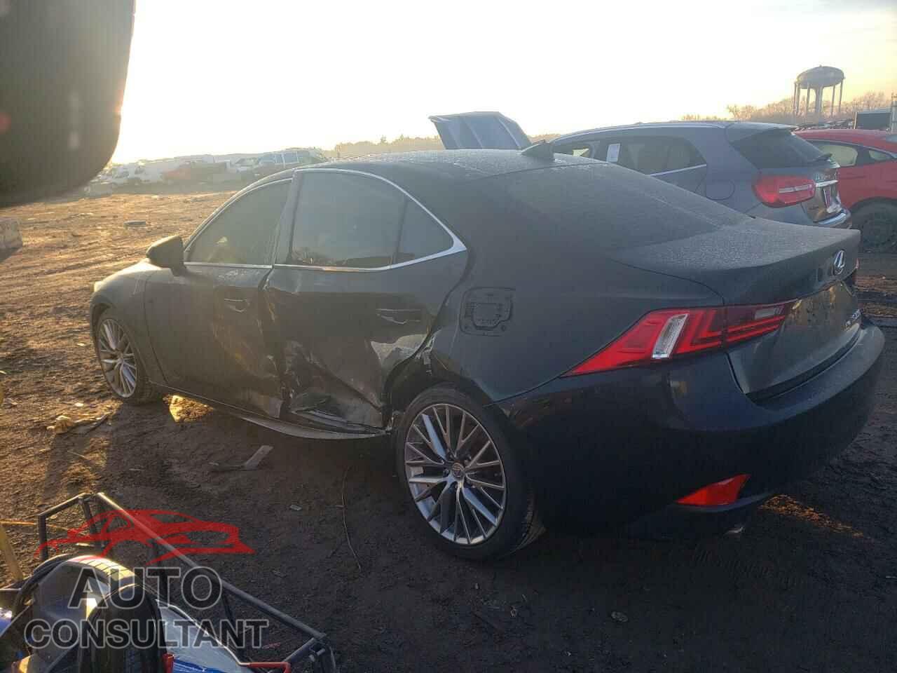 LEXUS IS 2015 - JTHCF1D22F5027109