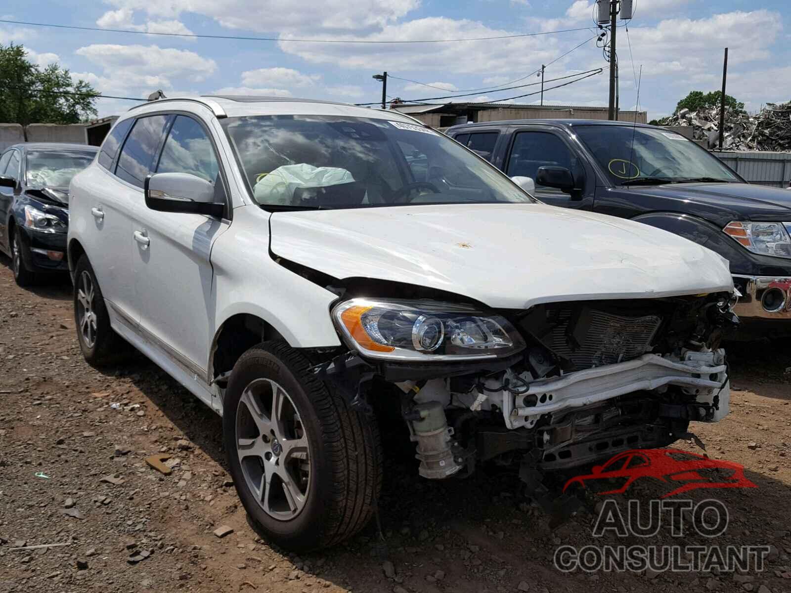 VOLVO XC60 2015 - YV4902RM7F2648454