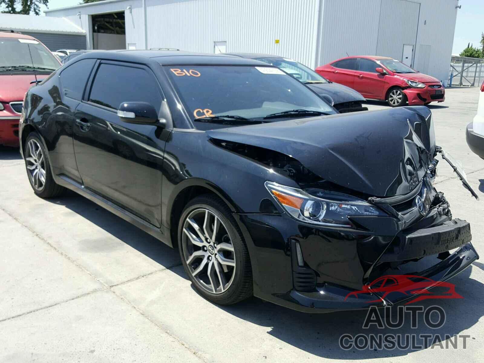 TOYOTA SCION 2015 - JTKJF5C77FJ009802