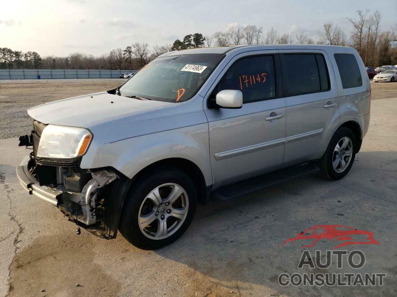 HONDA PILOT 2015 - 5FNYF3H51FB022201