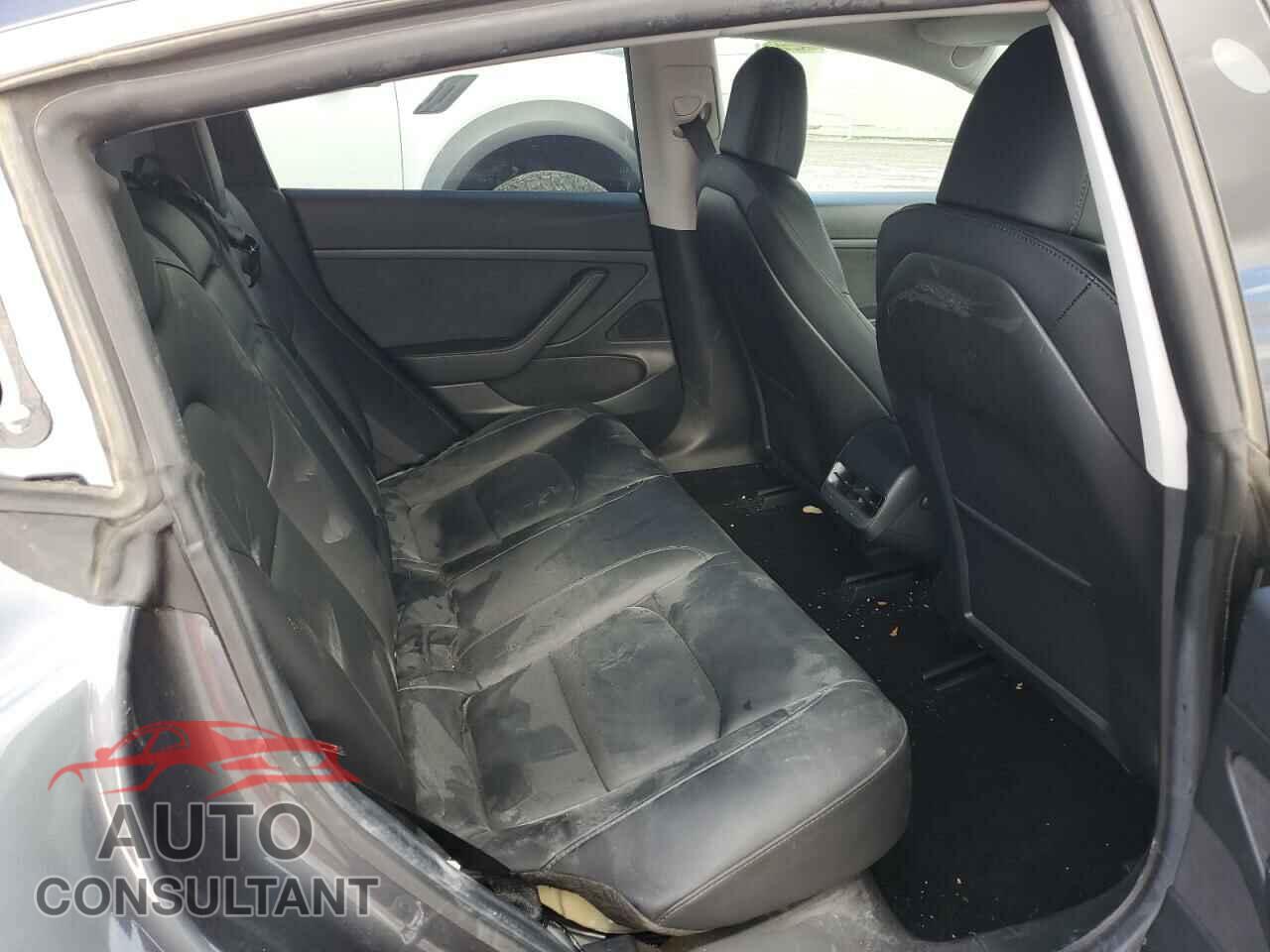 TESLA MODEL 3 2020 - 5YJ3E1EA5LF739523