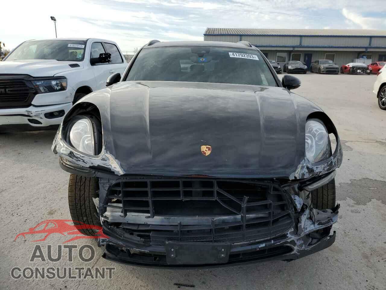 PORSCHE MACAN 2017 - WP1AA2A53HLB04224