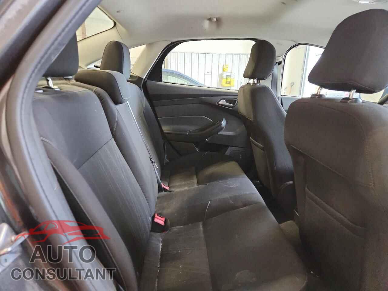 FORD FOCUS 2016 - 1FADP3F28GL280286