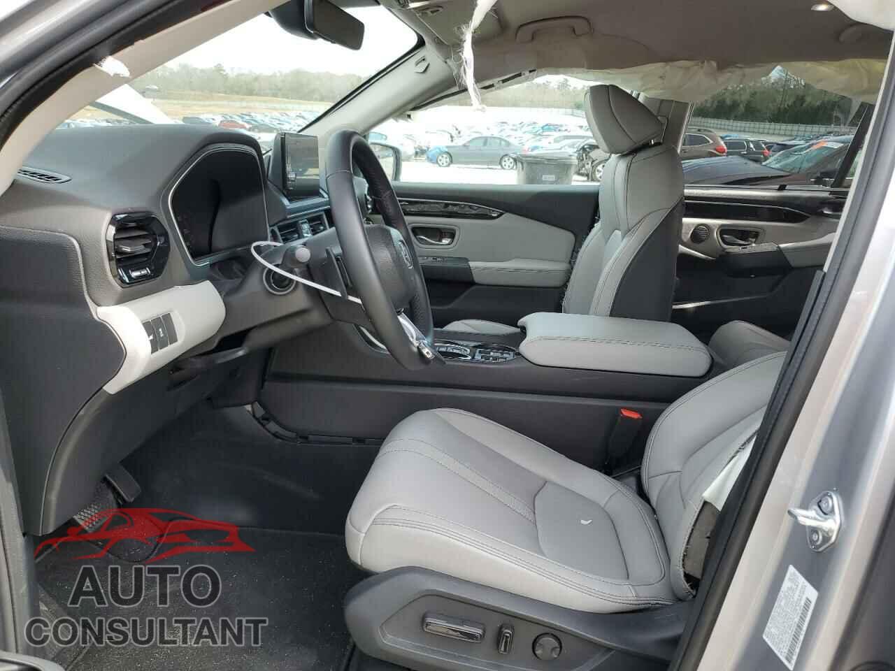 HONDA PILOT 2023 - 5FNYG2H52PB016285