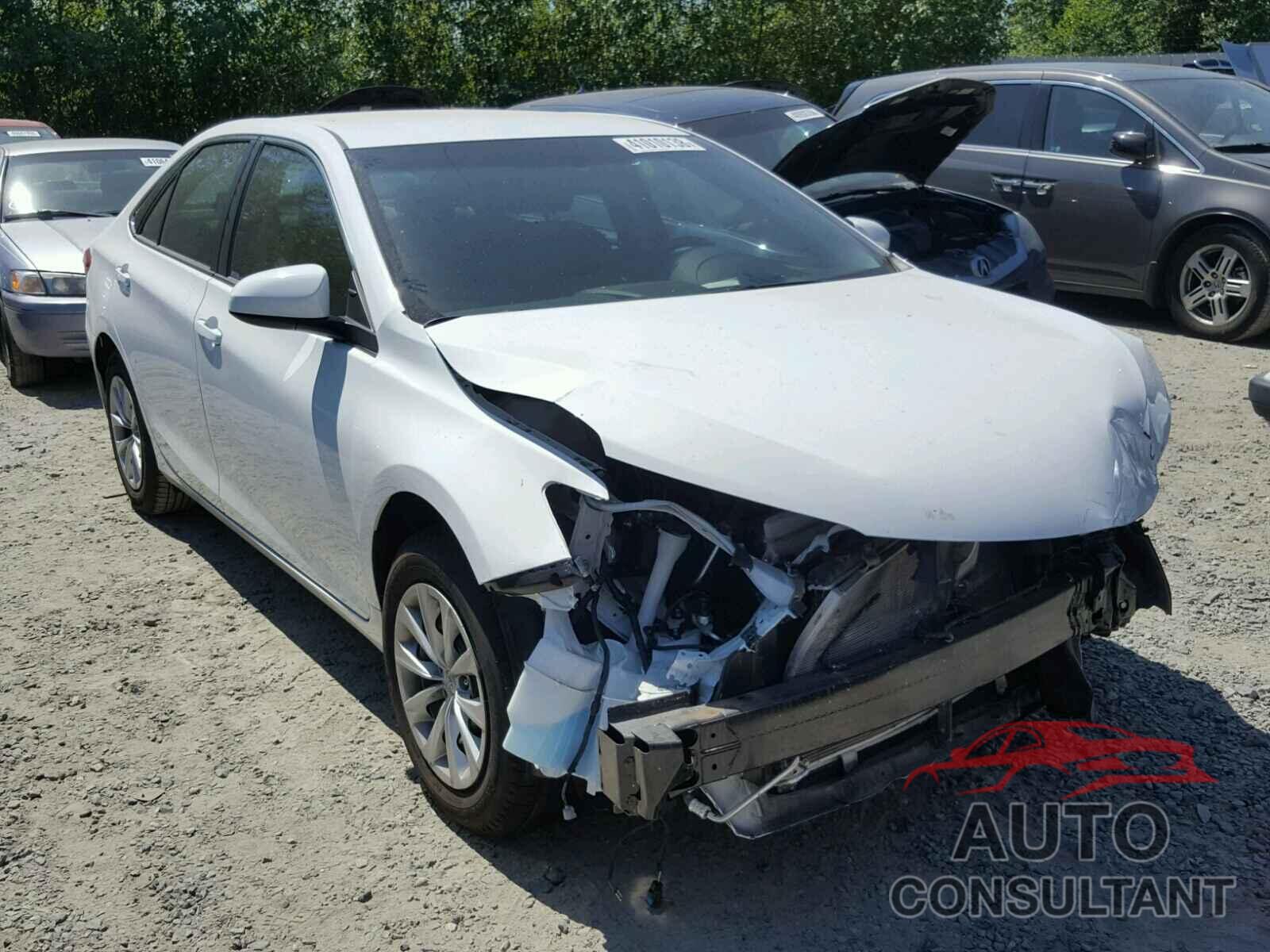 TOYOTA CAMRY 2016 - 4T4BF1FK1GR569370