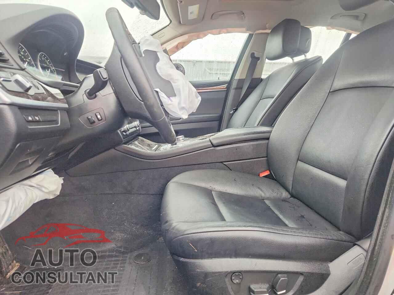 BMW 5 SERIES 2013 - WBAFU7C5XDDU76220