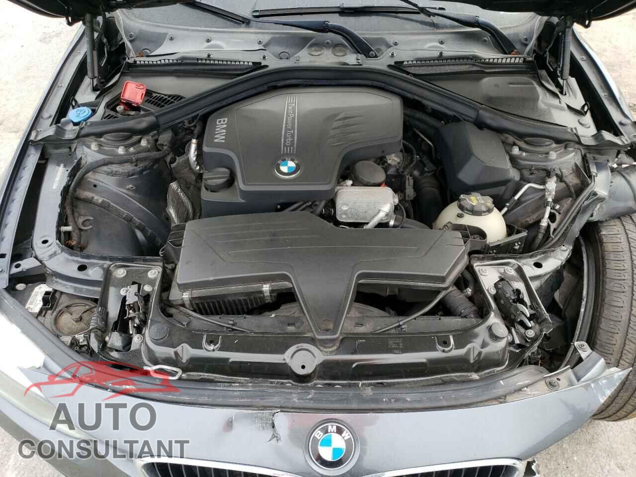 BMW 3 SERIES 2017 - WBA8E5G5XHNU41357