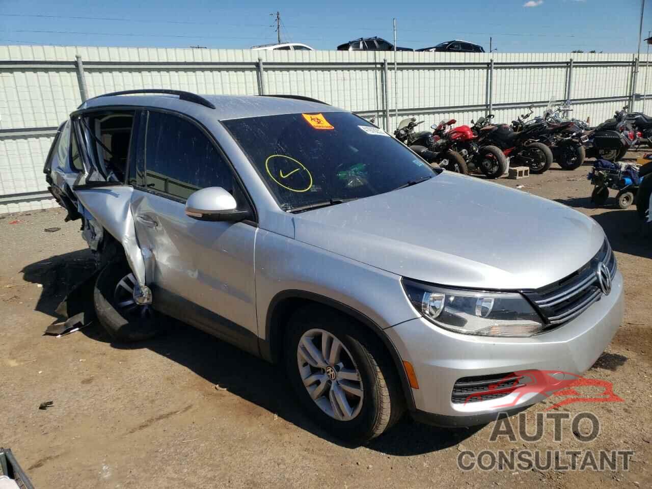 VOLKSWAGEN TIGUAN 2017 - WVGBV7AXXHK006253