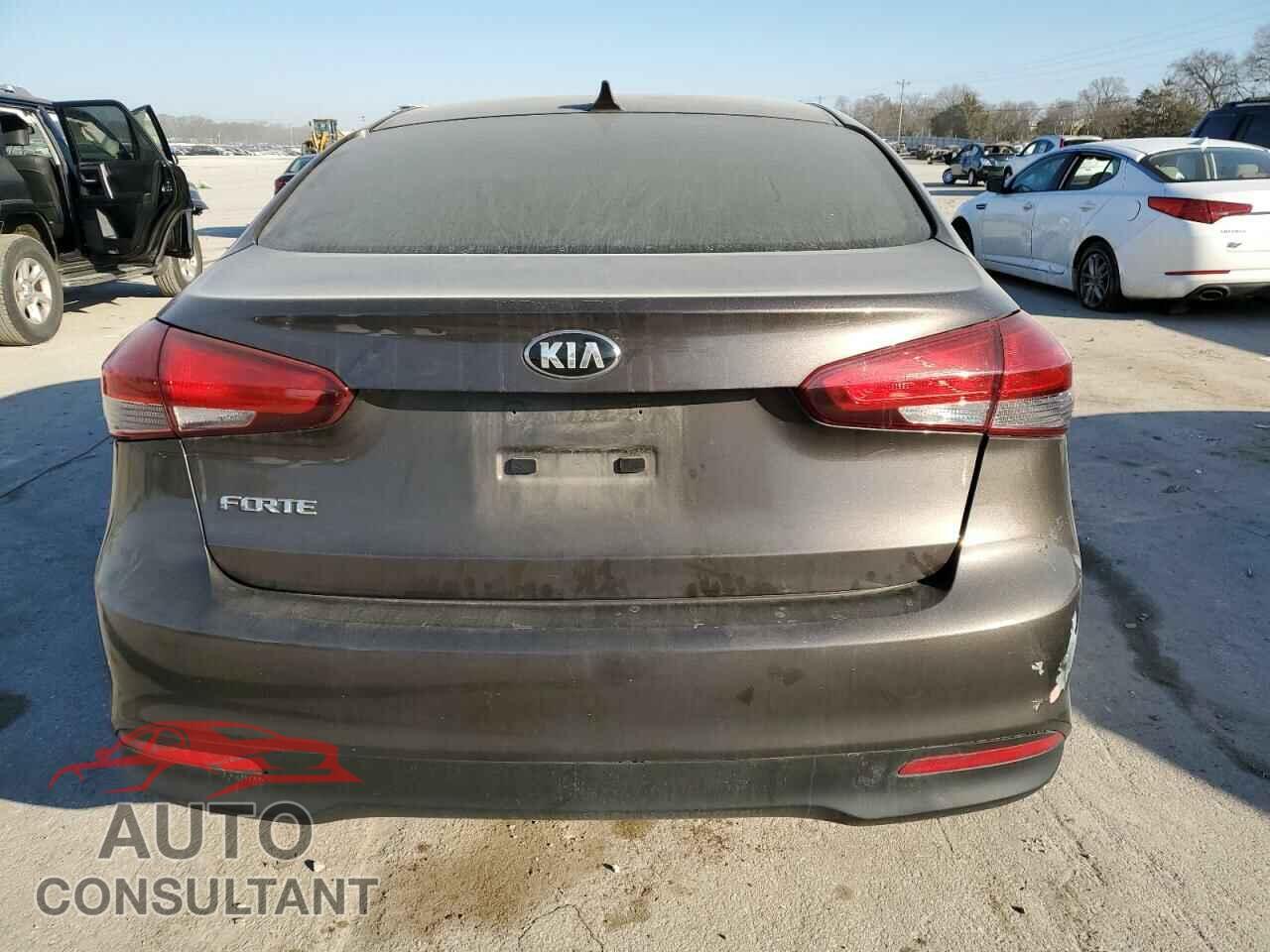 KIA FORTE 2017 - 3KPFK4A74HE046196