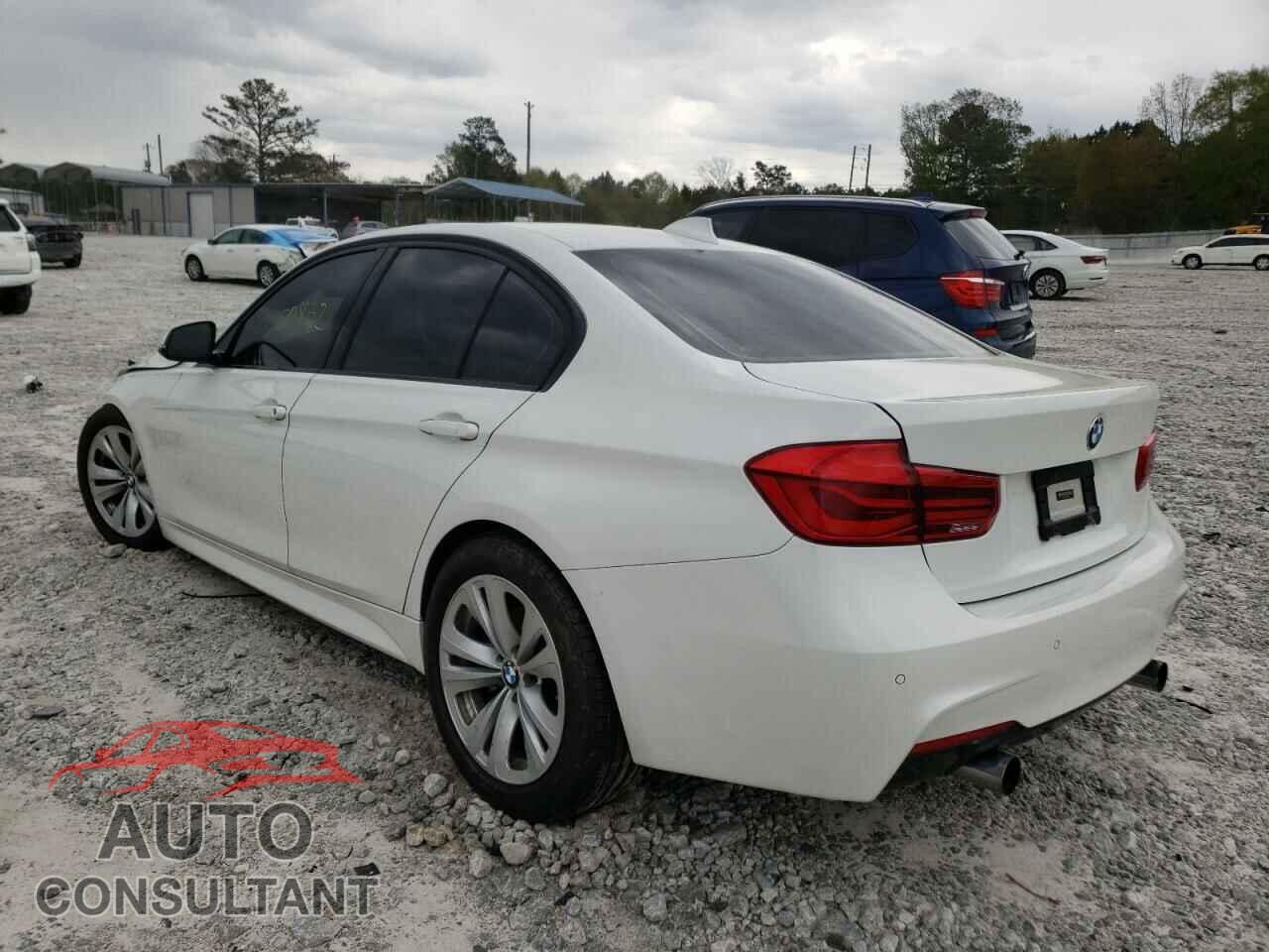 BMW 3 SERIES 2017 - WBA8B7C30HK858643