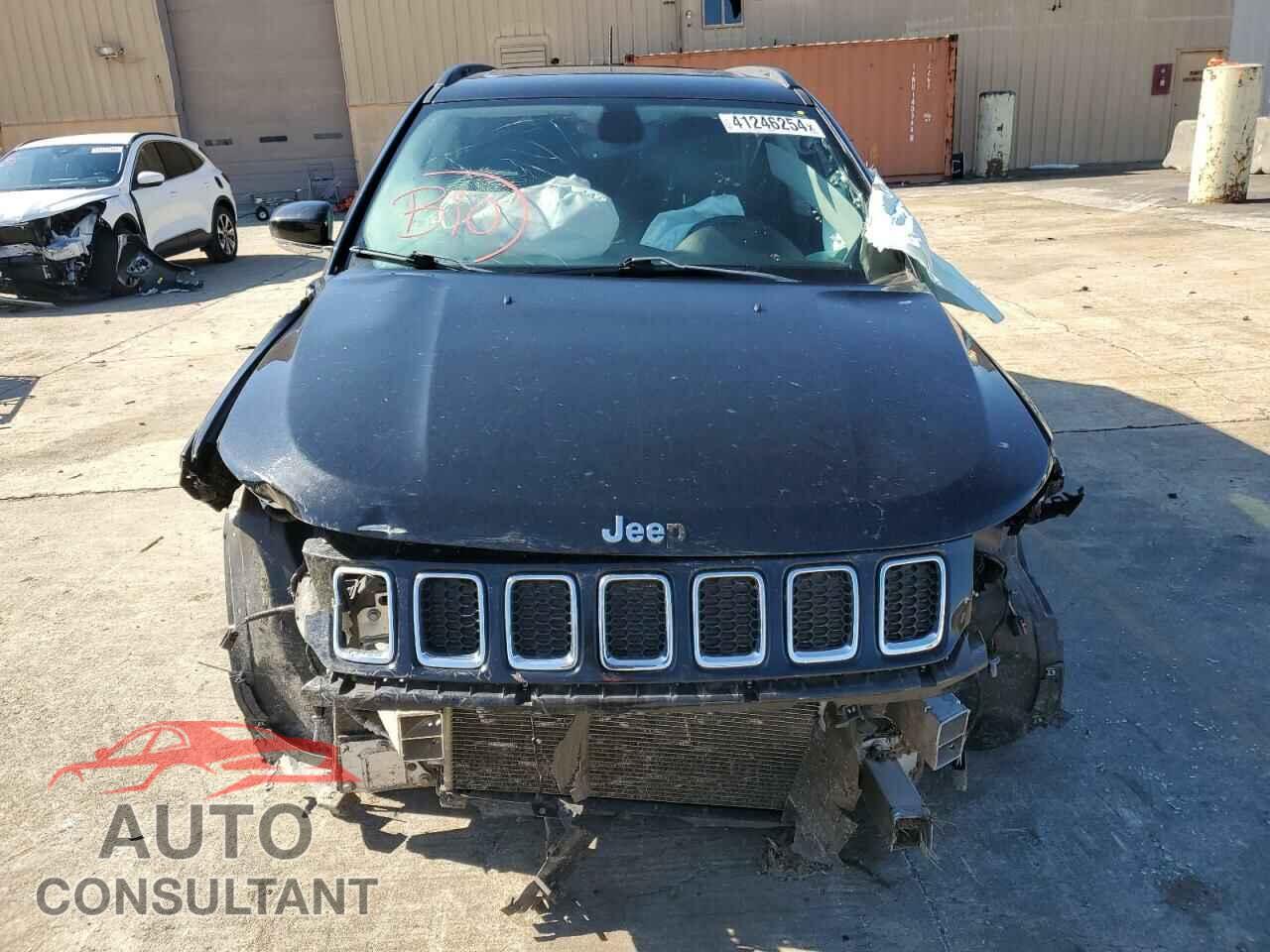 JEEP COMPASS 2020 - 3C4NJCCB9LT211173