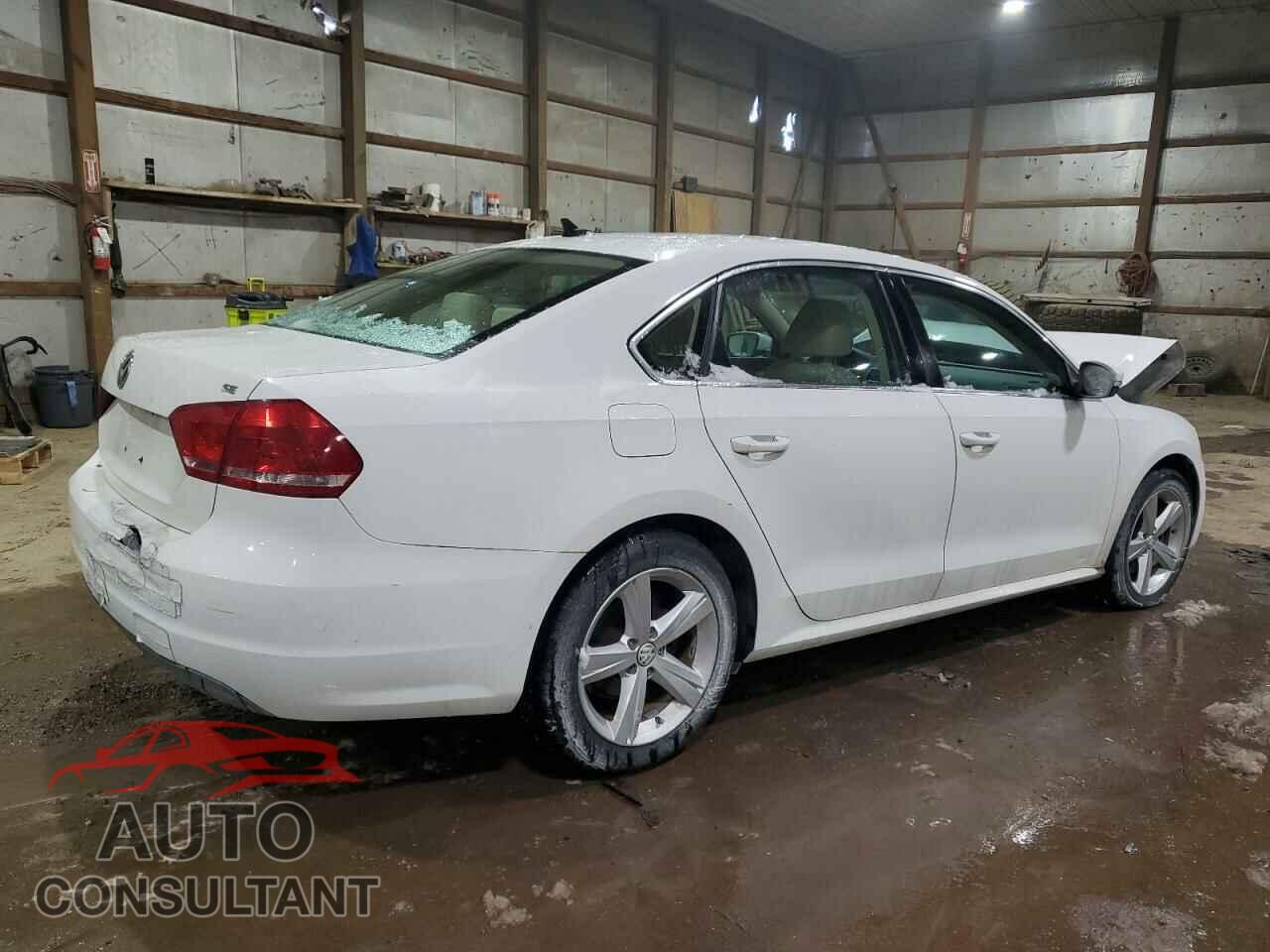 VOLKSWAGEN PASSAT 2012 - 1VWBP7A30CC104431