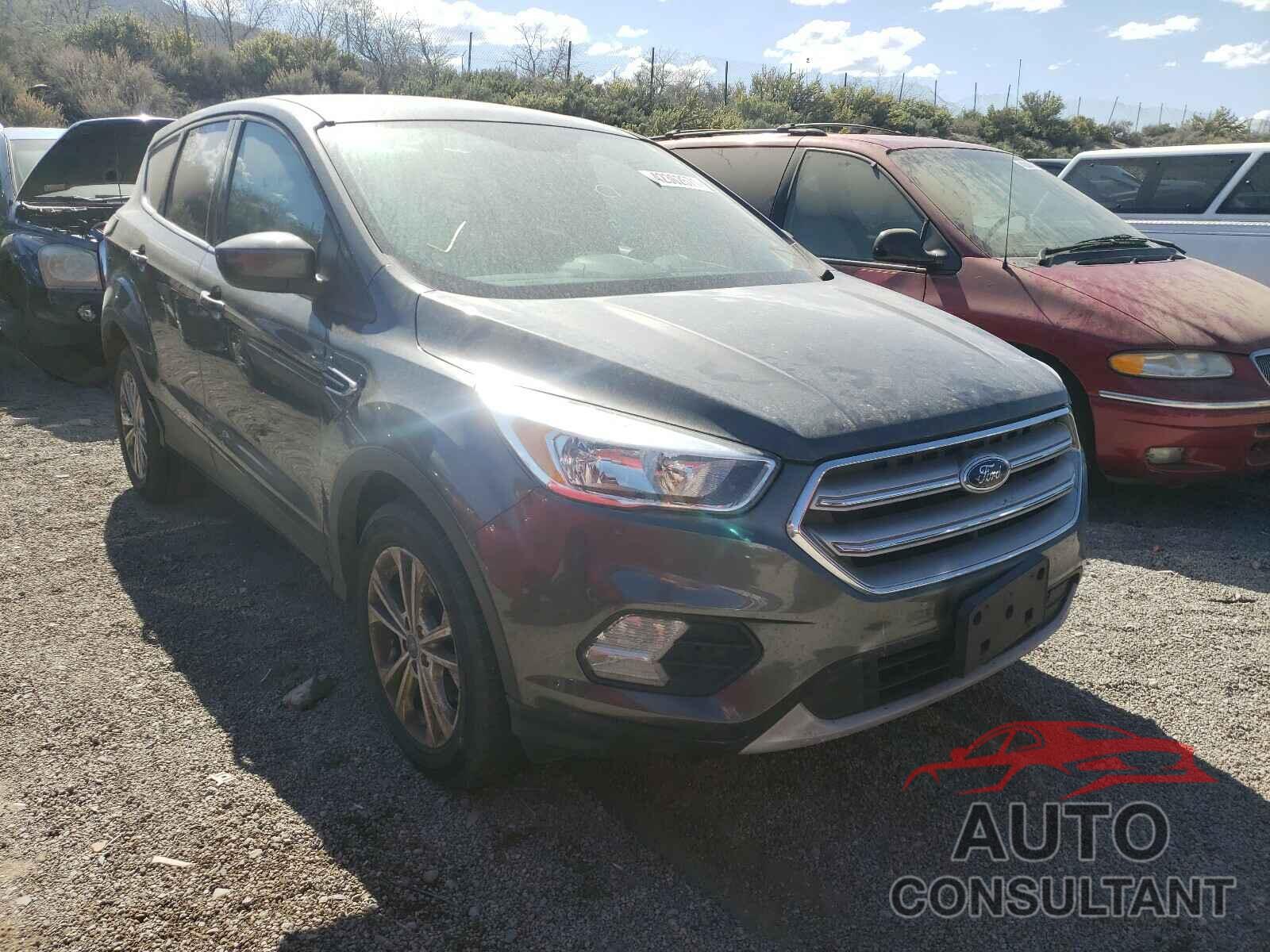 FORD ESCAPE 2017 - 1FMCU0GDXHUC55586