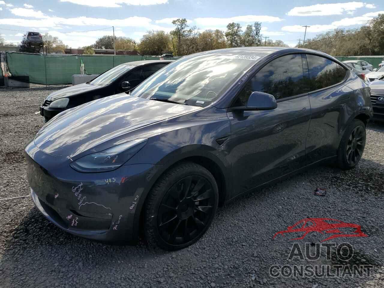 TESLA MODEL Y 2023 - 7SAYGAEE6PF619953