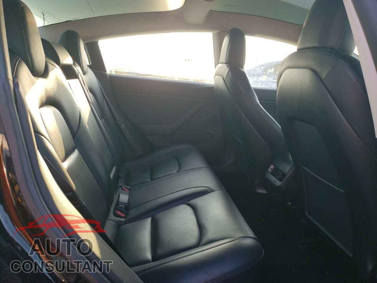TESLA MODEL 3 2019 - 5YJ3E1EA9KF417076