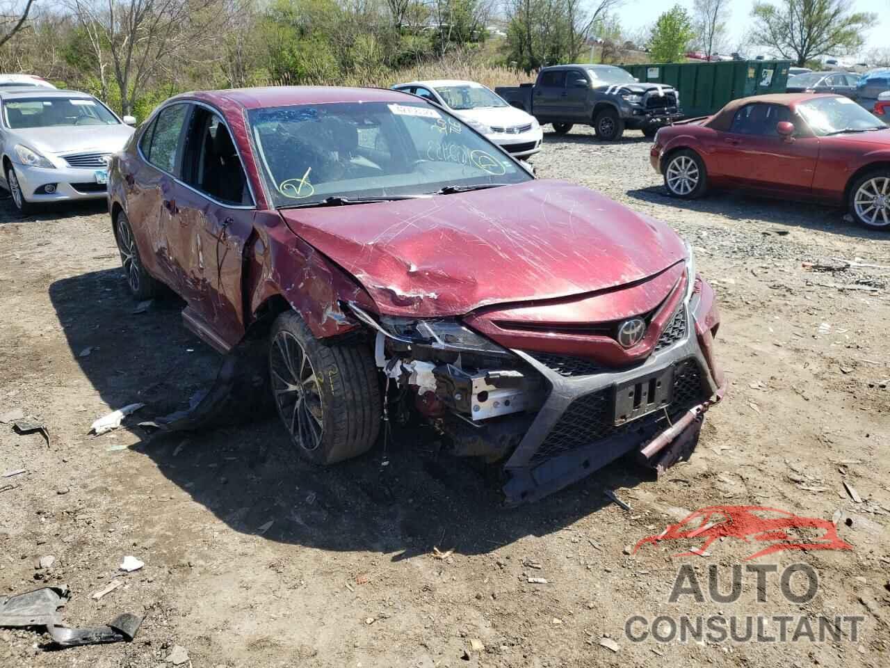 TOYOTA CAMRY 2018 - 4T1B11HK9JU550448