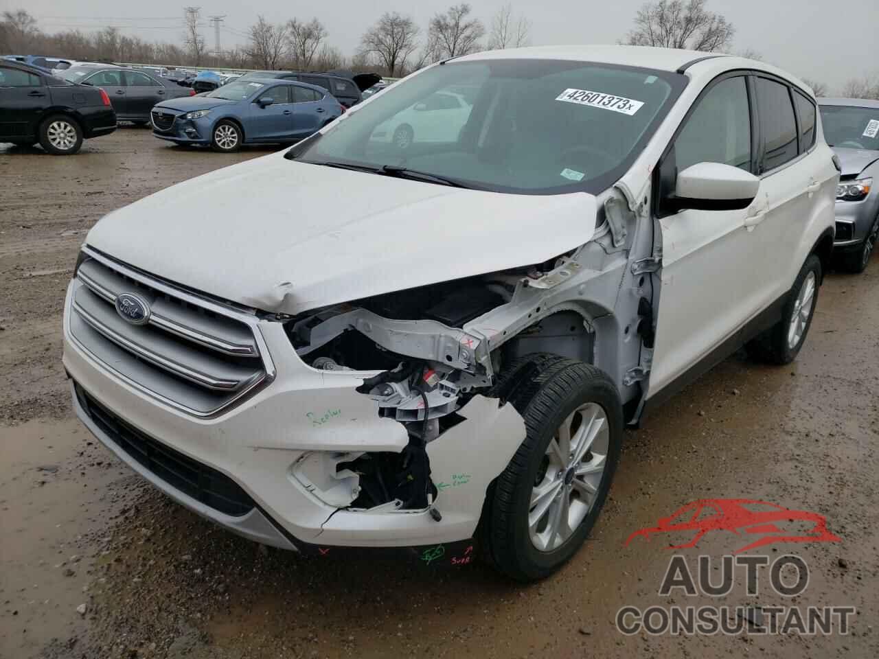 FORD ESCAPE 2017 - 1FMCU9G91HUB89087