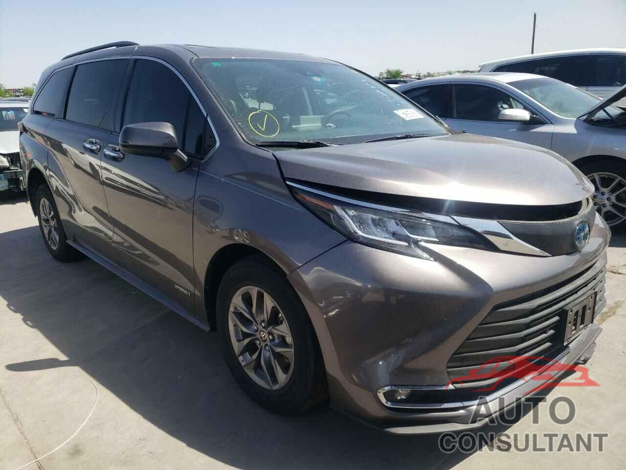 TOYOTA SIENNA 2021 - 5TDYRKEC5MS039340