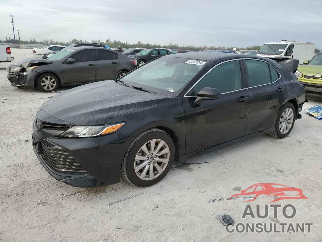 TOYOTA CAMRY 2018 - 4T1B11HK5JU033843