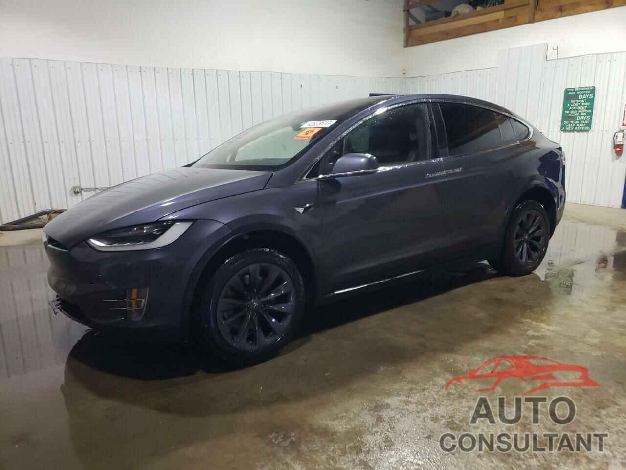 TESLA MODEL X 2017 - 5YJXCAE29HF075167