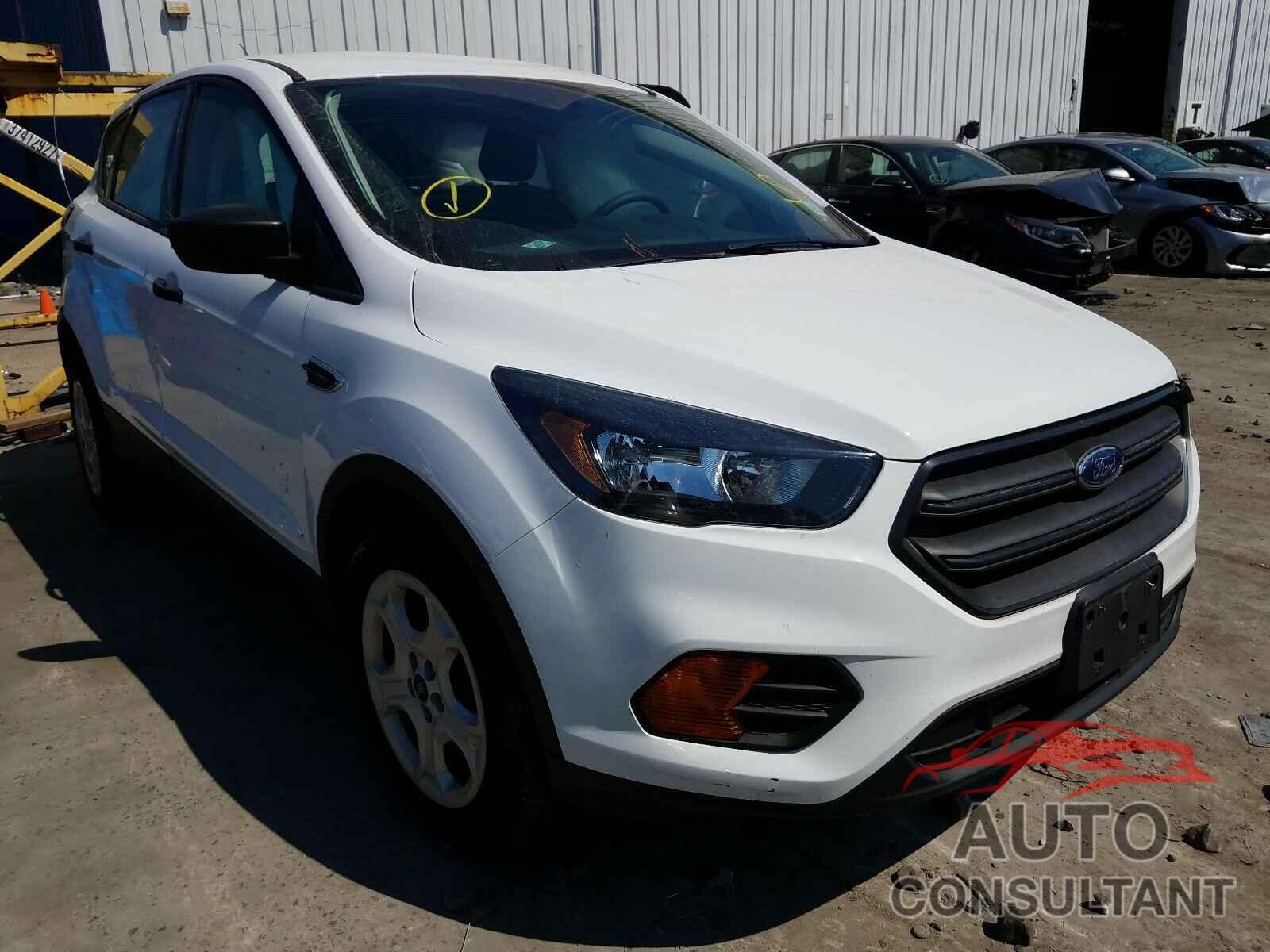 FORD ESCAPE 2018 - 1FMCU0F71JUC66736