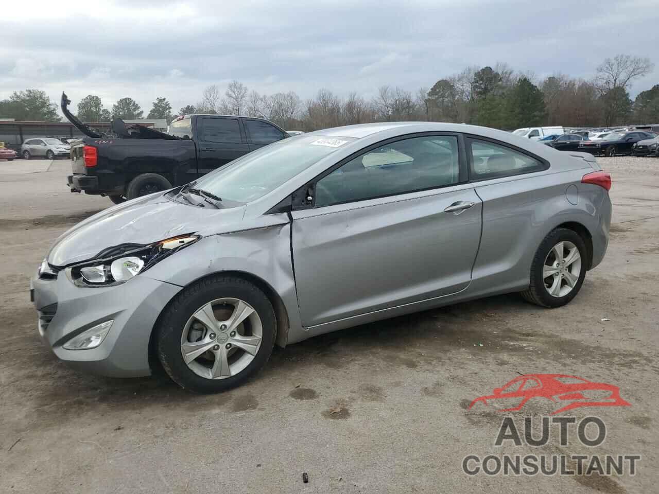 HYUNDAI ELANTRA 2013 - KMHDH6AE8DU020014