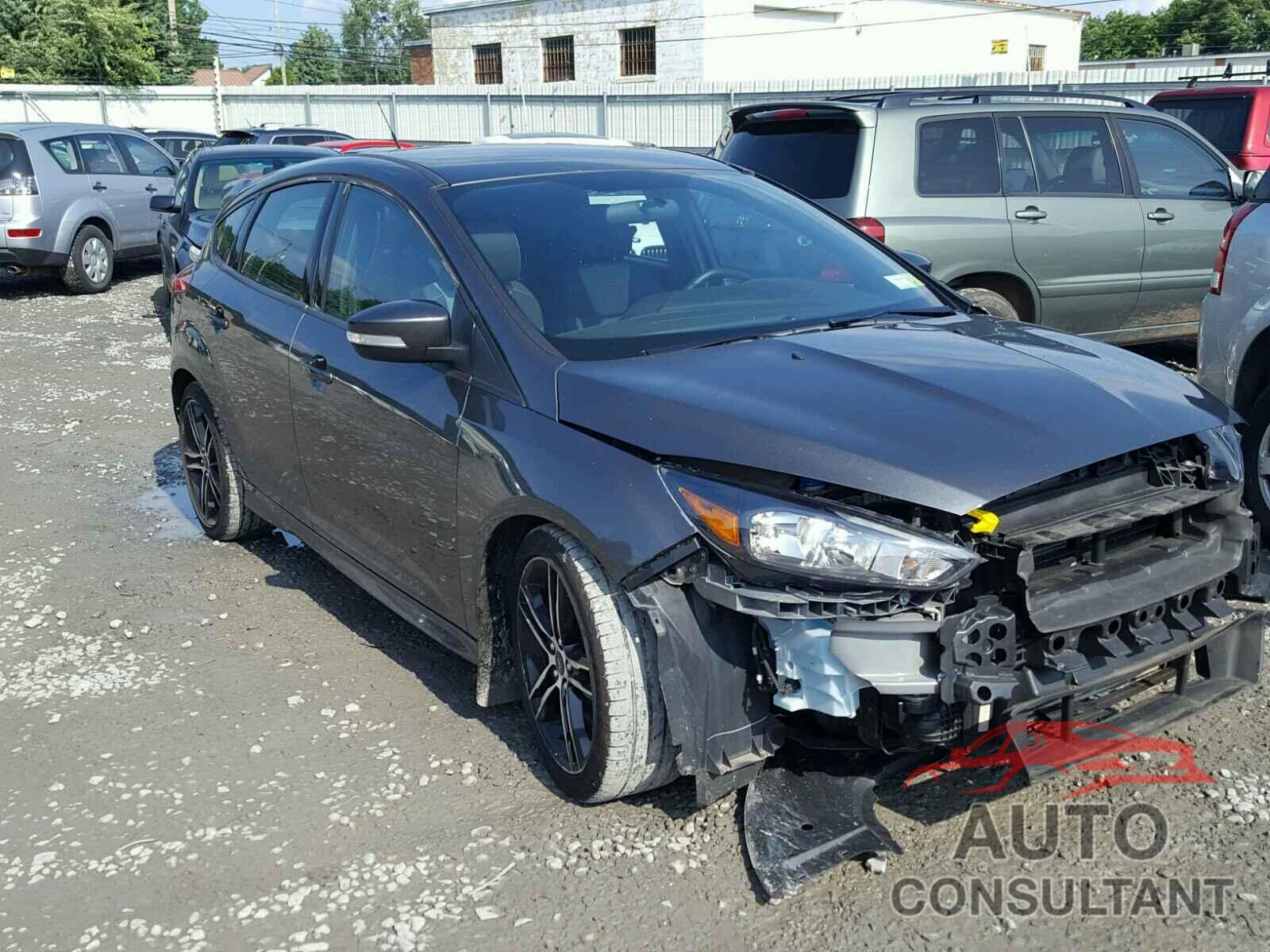 FORD FOCUS 2016 - 1FADP3L90GL229396
