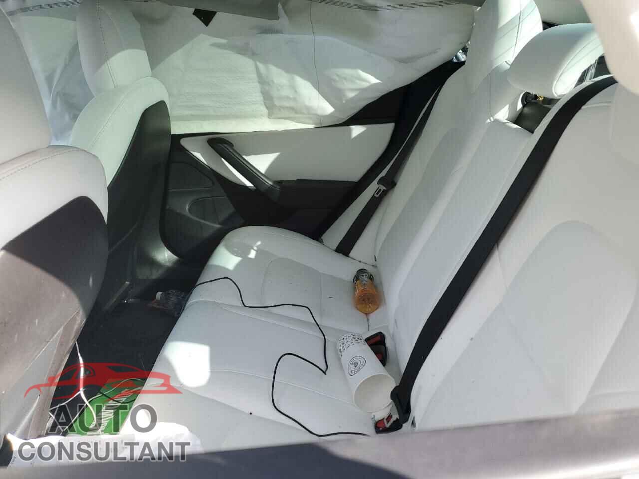 TESLA MODEL 3 2020 - 5YJ3E1EC0LF603575