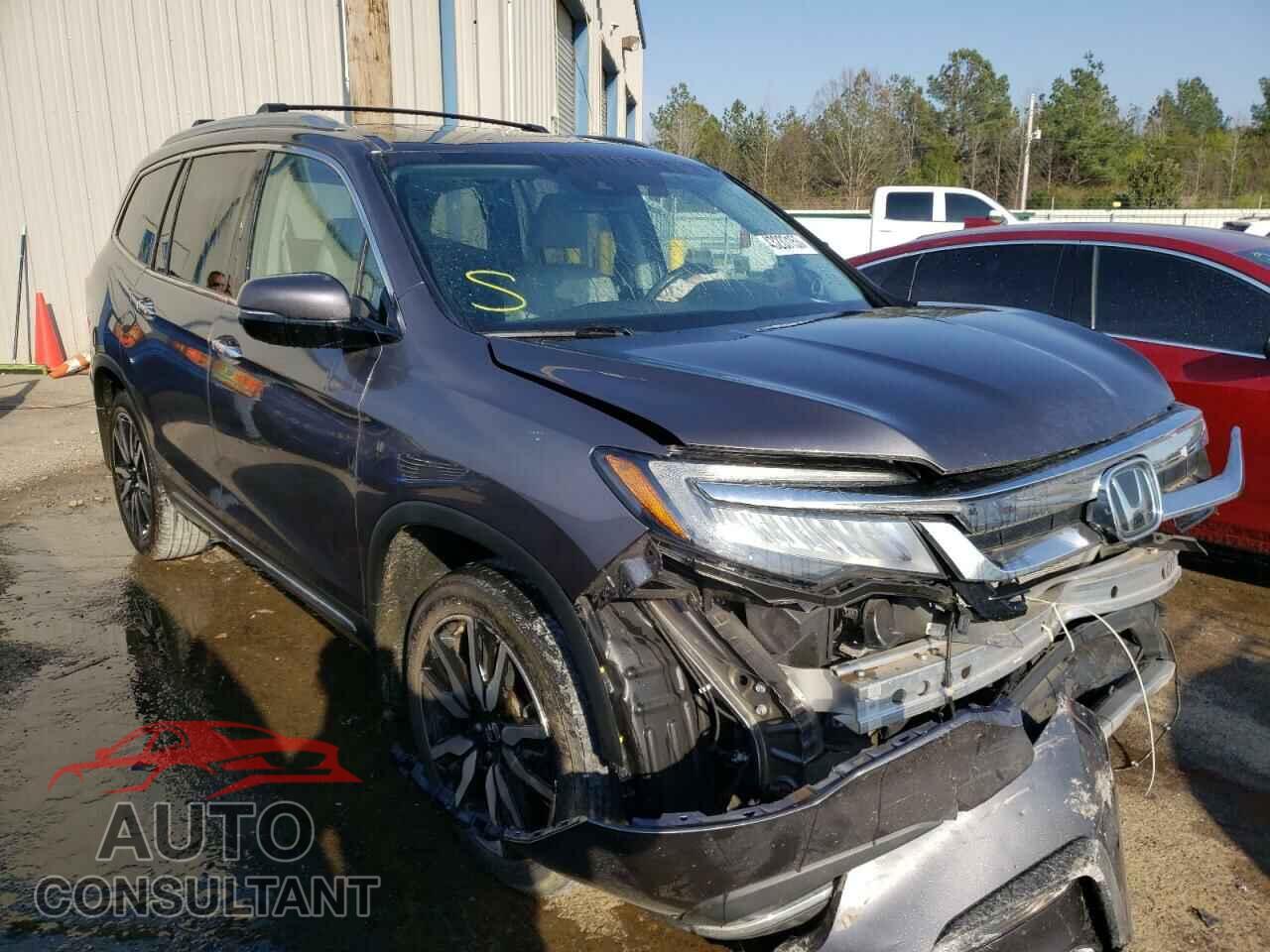 HONDA PILOT 2019 - 5FNYF5H64KB028394