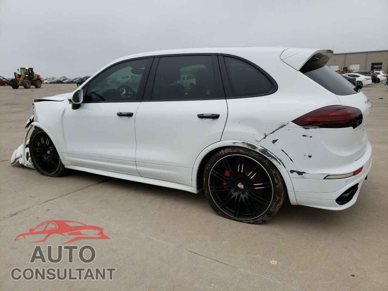 PORSCHE CAYENNE 2018 - WP1AC2A2XJLA85256
