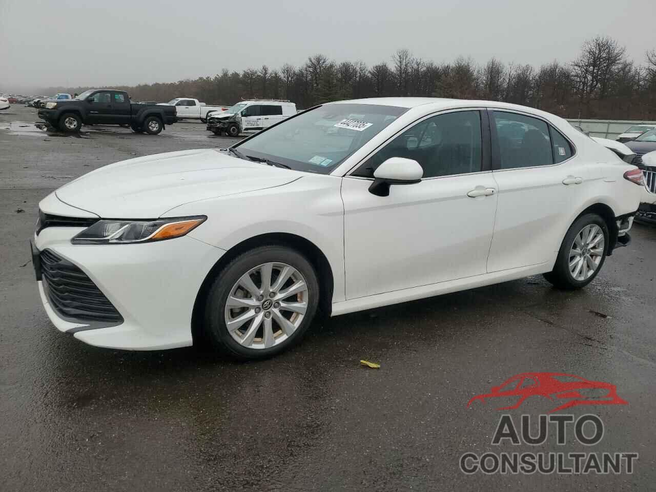 TOYOTA CAMRY 2018 - 4T1B11HK2JU534964