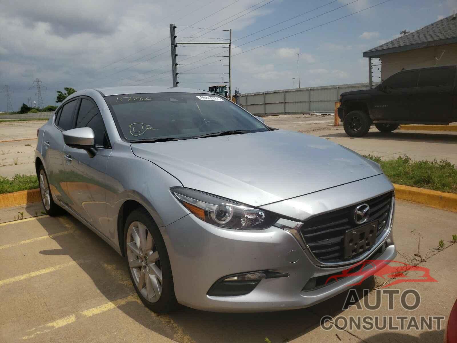 MAZDA 3 2017 - 3MZBN1V72HM117266