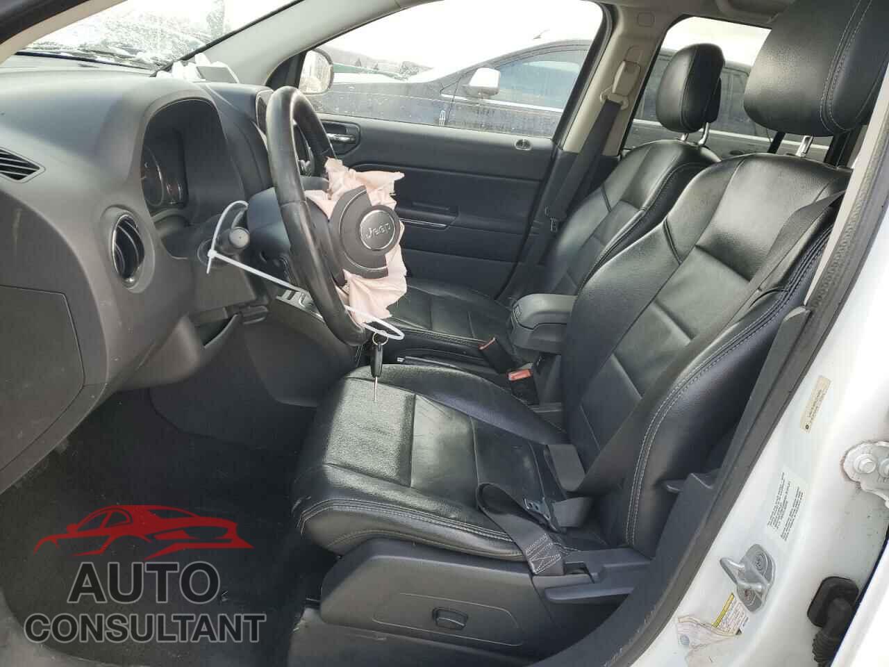 JEEP COMPASS 2011 - 1J4NF5FB5BD210965
