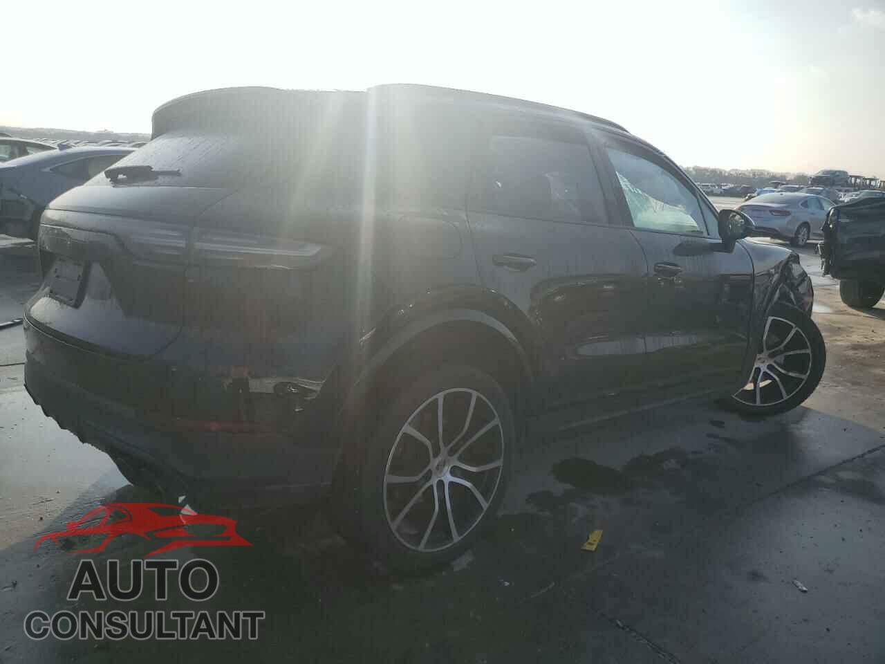 PORSCHE CAYENNE 2019 - WP1AA2AY7KDA10598