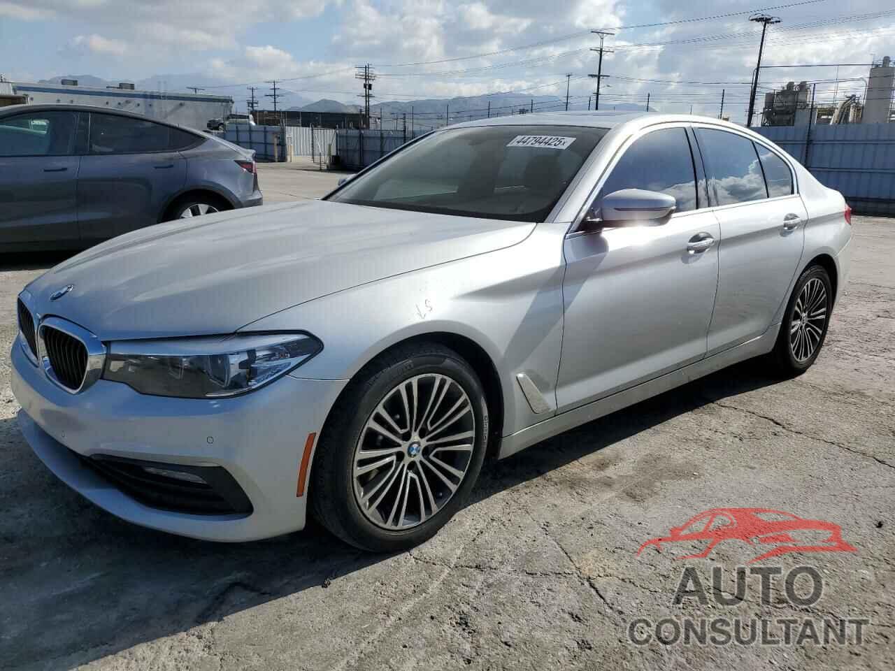 BMW 5 SERIES 2018 - WBAJA5C54JWA36195