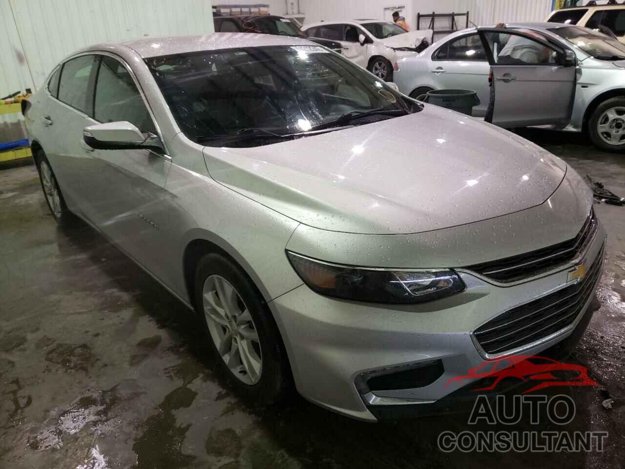 CHEVROLET MALIBU 2017 - 1G1ZE5ST2HF188356