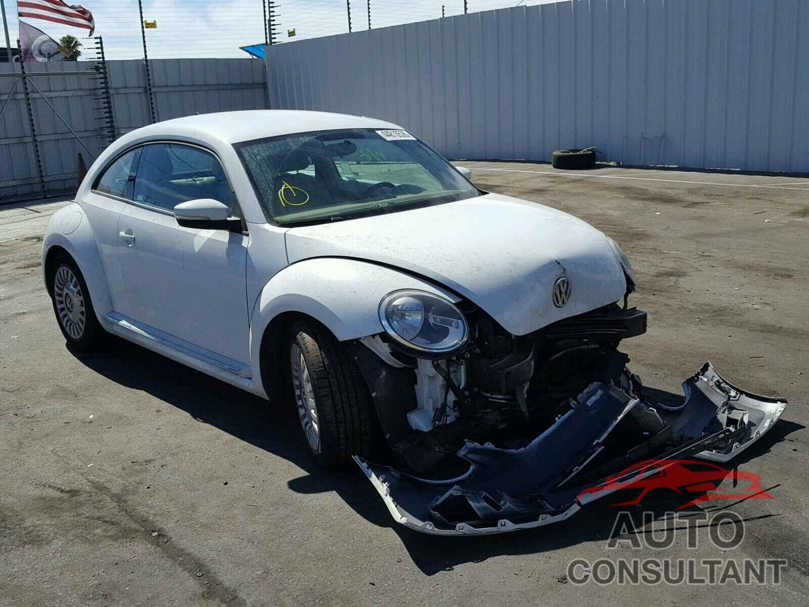 VOLKSWAGEN BEETLE 2015 - 3VWJ17AT9FM636969