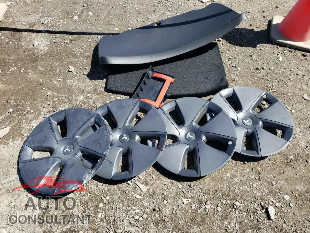 TESLA MODEL 3 2022 - 5YJ3E1EA7NF362518