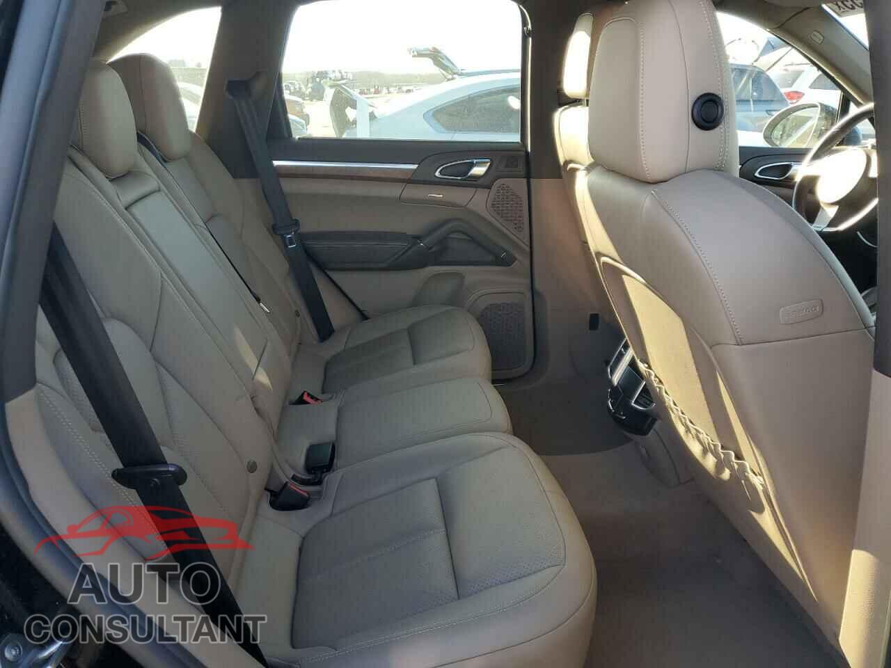PORSCHE CAYENNE 2011 - WP1AB2A2XBLA49894