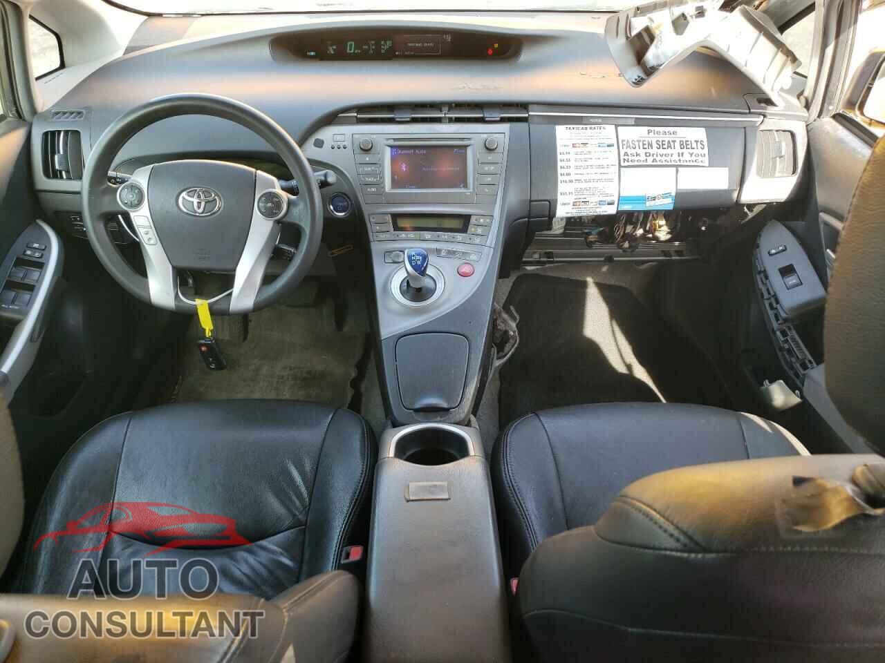 TOYOTA PRIUS 2015 - JTDKN3DU4F0451059
