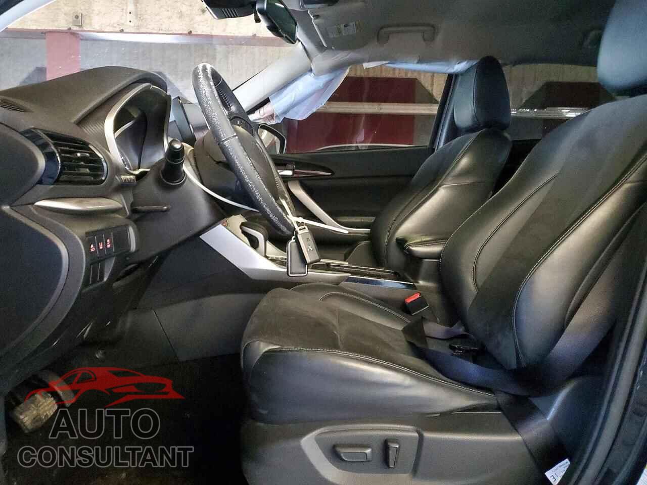 MITSUBISHI ECLIPSE 2023 - JA4ATWAA8PZ030773