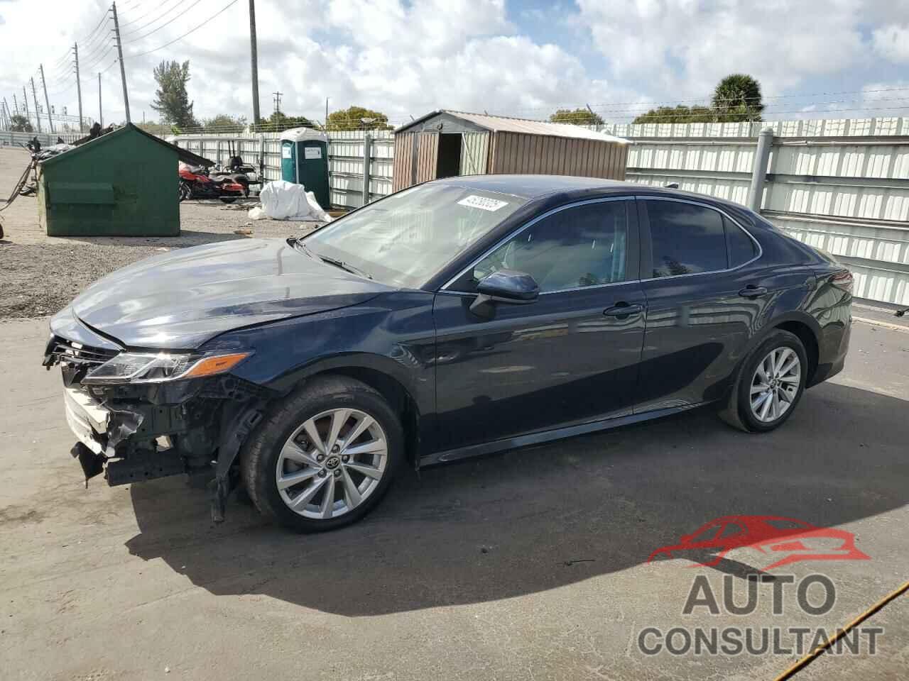 TOYOTA CAMRY 2021 - 4T1C11AK0MU442688