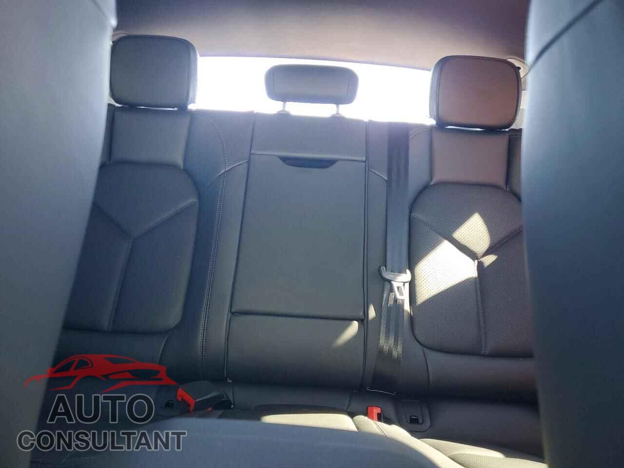 PORSCHE MACAN 2024 - WP1AA2A52RLB03857