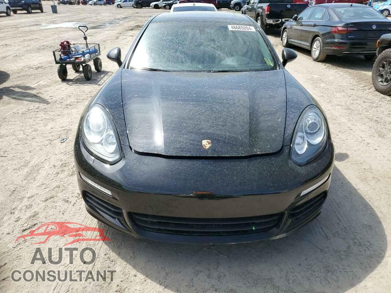 PORSCHE PANAMERA 2016 - WP0AA2A72GL007825
