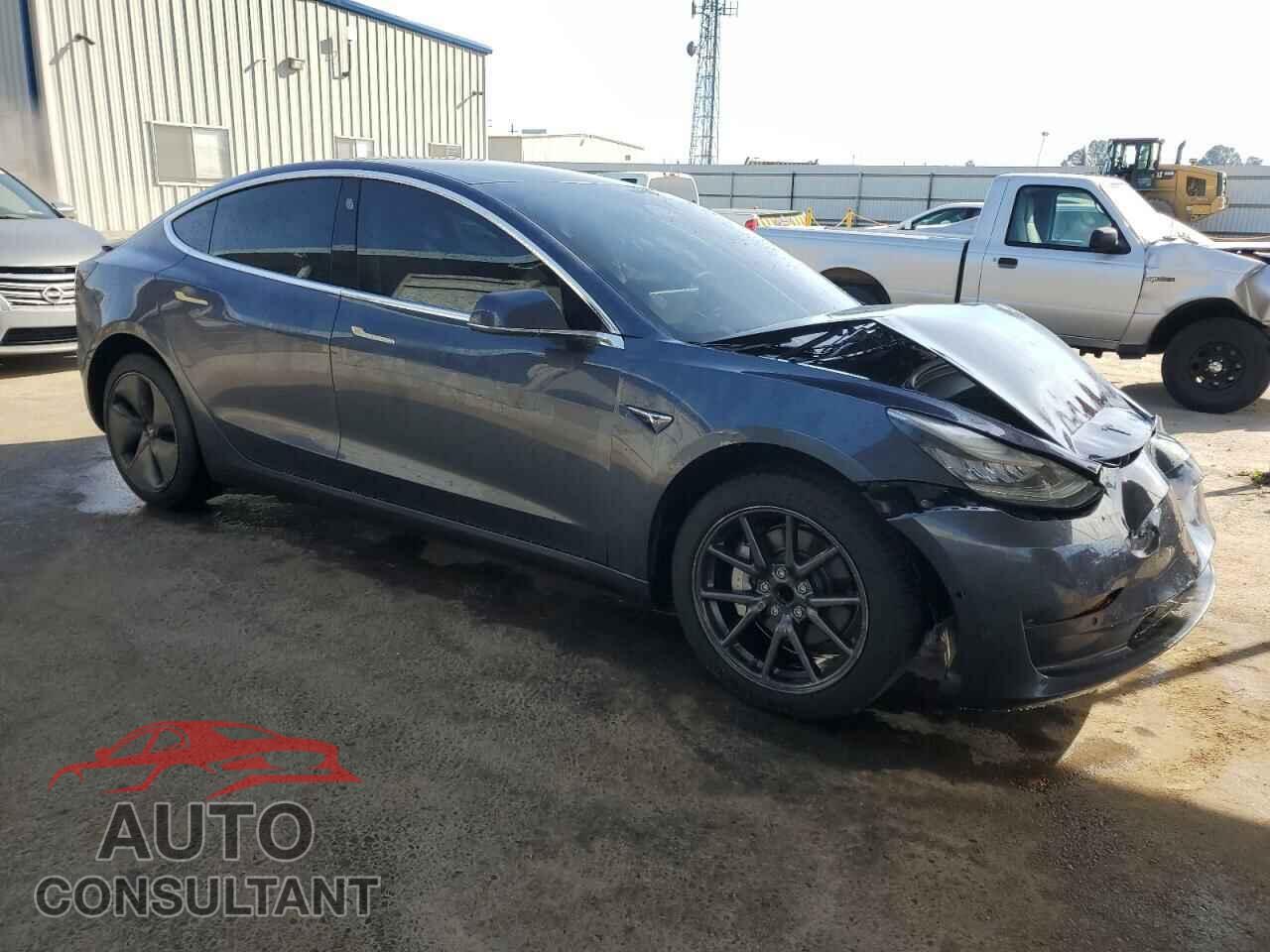 TESLA MODEL 3 2019 - 5YJ3E1EA5KF464251