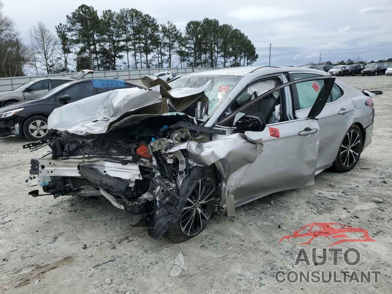 TOYOTA CAMRY 2018 - 4T1B11HK6JU678257
